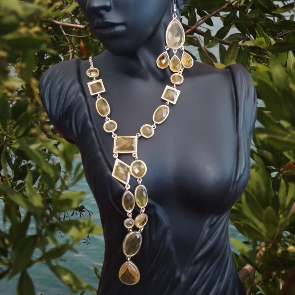 ICING Geometric Amber Stone Necklace & Earring Set